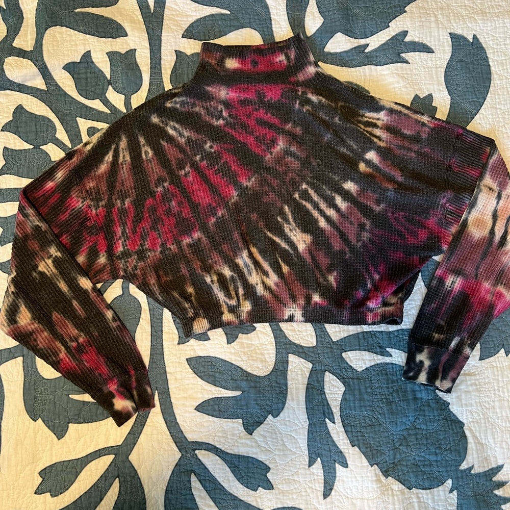 Aeropostale Pink and Black Tie-Dye Top